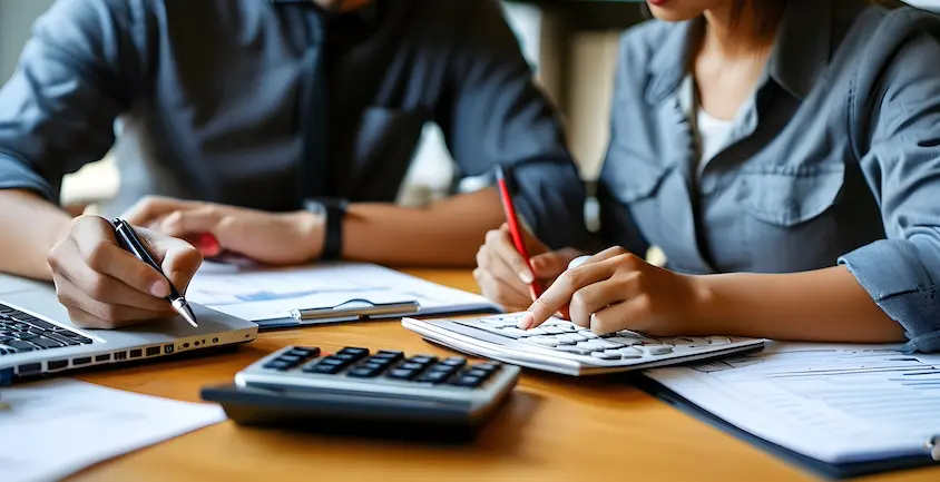 Brug en Amazon profit calculator-app til at finde ud af, om du er på rette vej økonomisk.